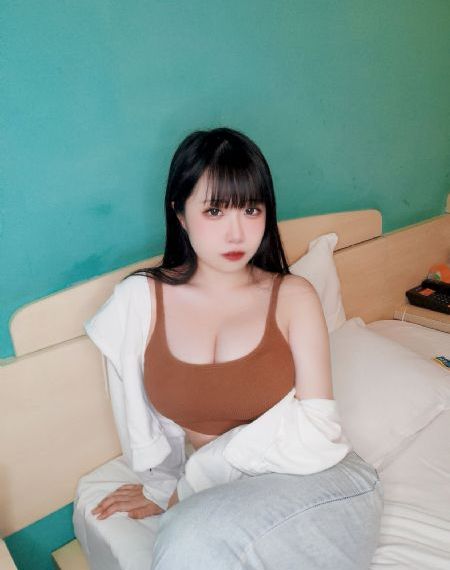 我被六个男人躁到早上动态图